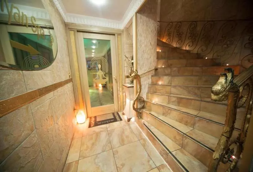 Fotos del hotel Grand Asiyan:  16