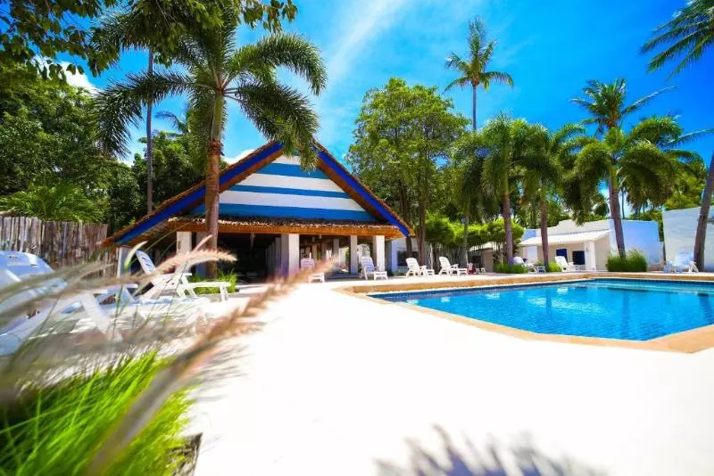 Fotos del hotel Lime & Soda Beachfront Resort:  10