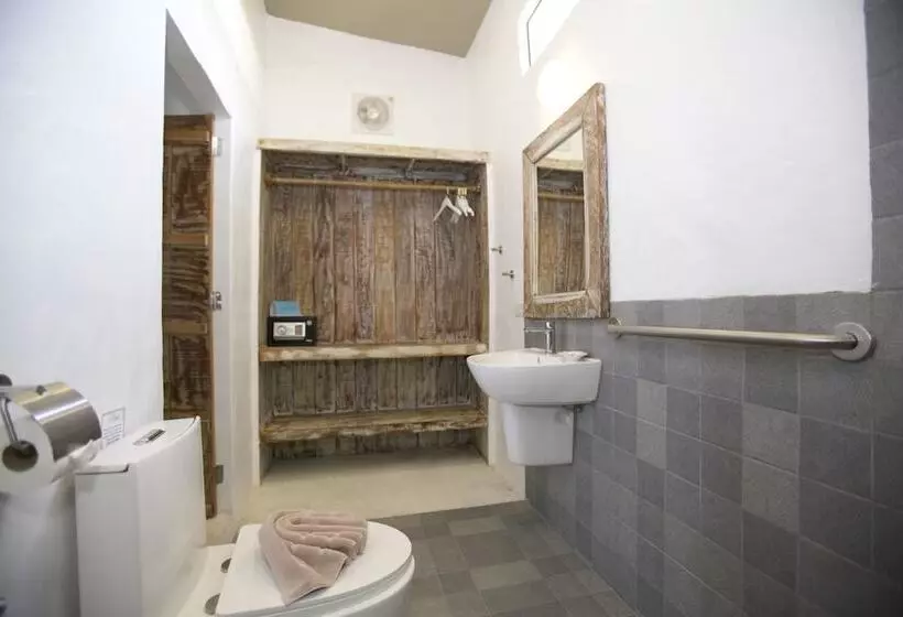 Fotos del hotel Lime & Soda Beachfront Resort:  22