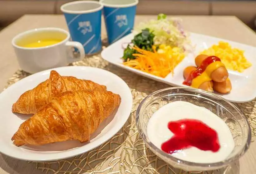 Fotos del hotel Toyoko Inn Yodoyabashi-eki Minami:  12