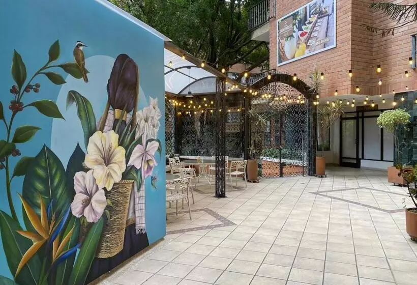 Fotos del hotel Casa Laureles:  5