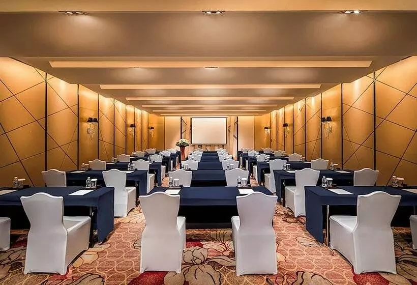 Fotos del hotel Crowne Plaza Shenzhen Longgang City Centre, An Ihg:  14