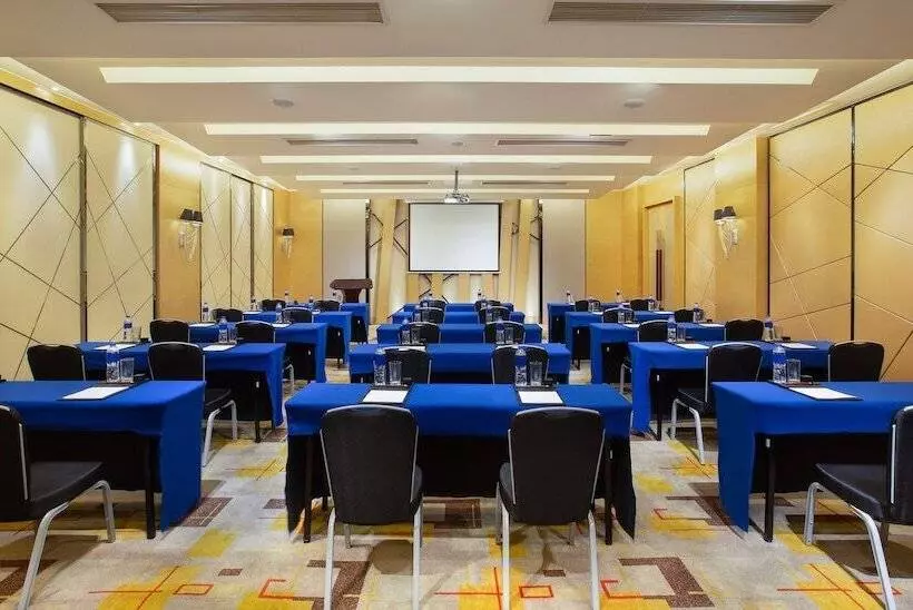 Fotos del hotel Crowne Plaza Shenzhen Longgang City Centre, An Ihg:  3