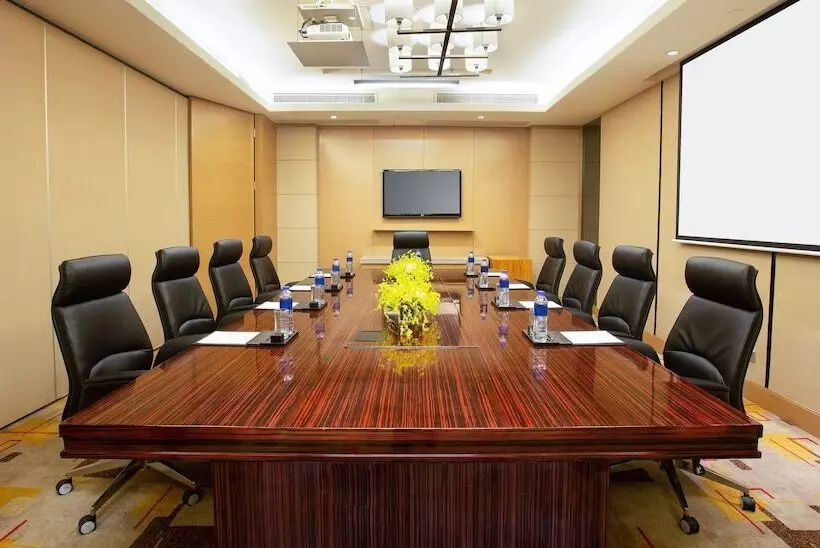 Fotos del hotel Crowne Plaza Shenzhen Longgang City Centre, An Ihg:  7