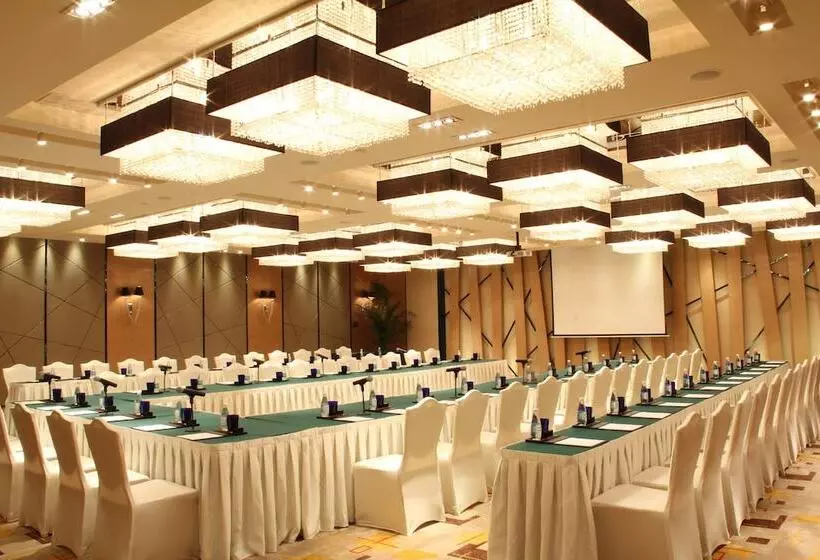 Fotos del hotel Crowne Plaza Shenzhen Longgang City Centre, An Ihg:  15