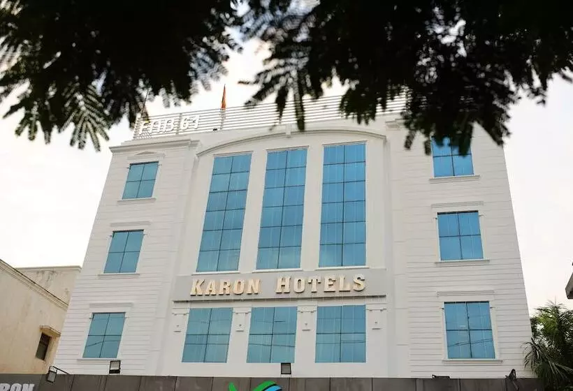 Fotos del hotel Karon S  Lajpat Nagar:  6