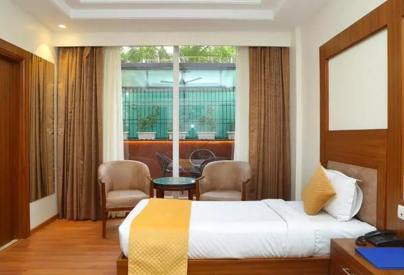 Fotos del hotel Karon S  Lajpat Nagar:  7