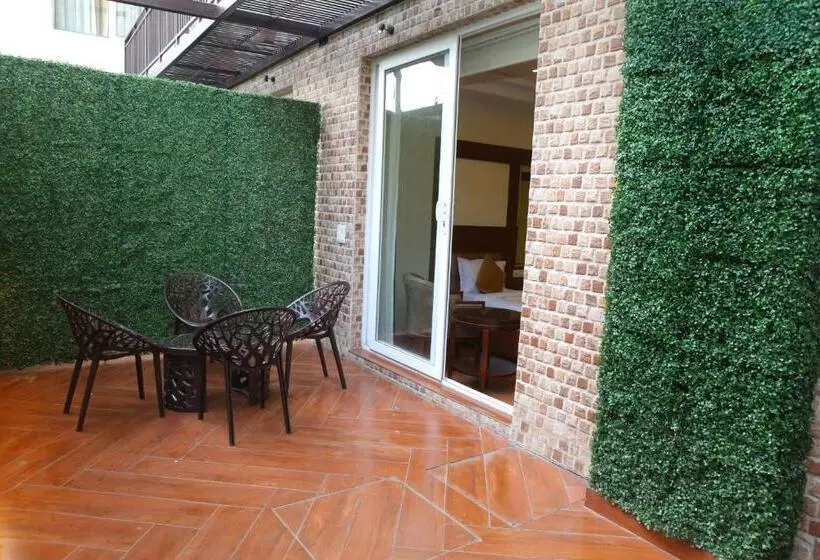 Fotos del hotel Karon S  Lajpat Nagar:  9