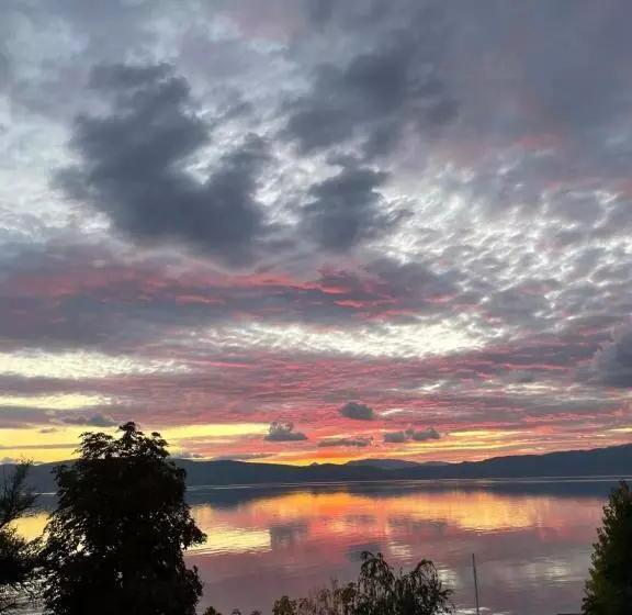 Fotos del hotel Lagadin:  5