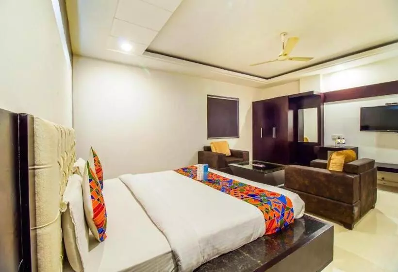 Fotos del hotel First Transit:  6