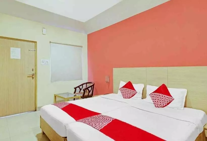 Fotos del hotel First Transit:  2