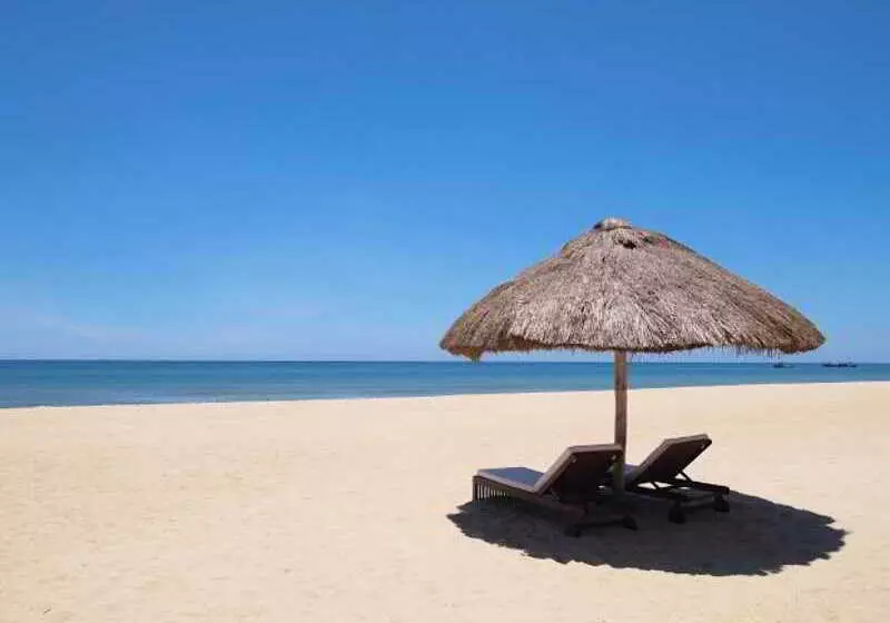 Fotos del hotel Lapochine Beach Resort:  23