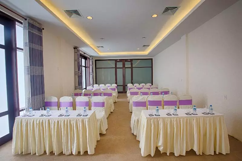 Fotos del hotel Lapochine Beach Resort:  7