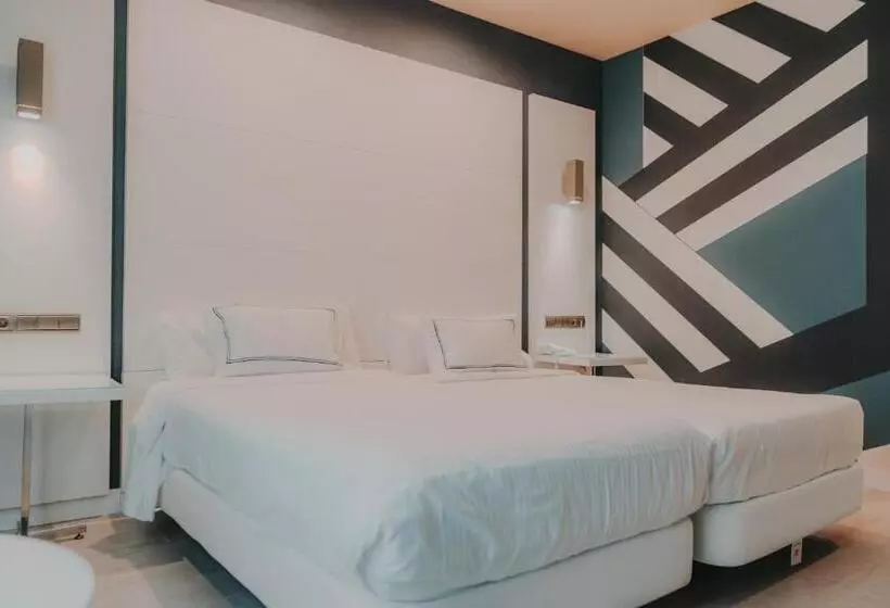 Fotos del hotel Málaga Nostrum Airport:  13