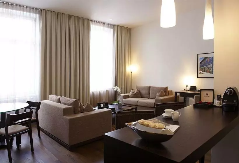 Fotos del hotel My Place Riverside:  20