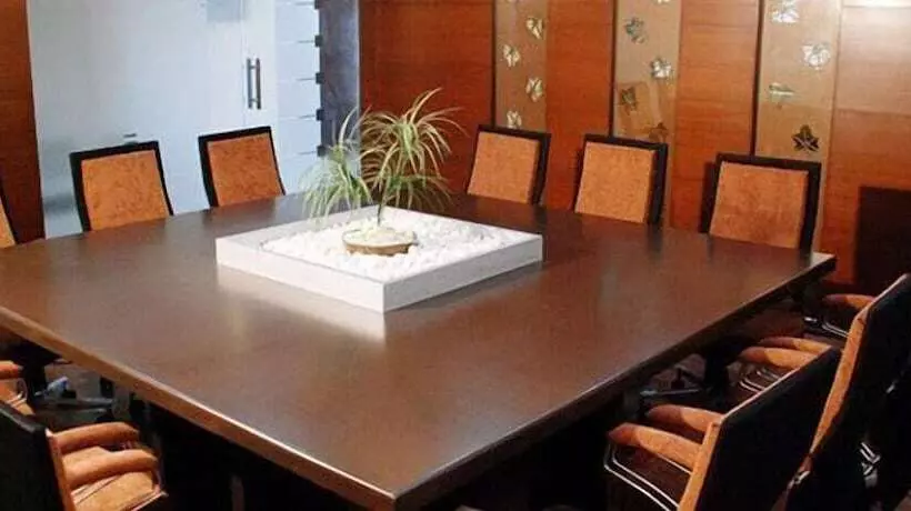 Fotos del hotel Platinum Inn:  12