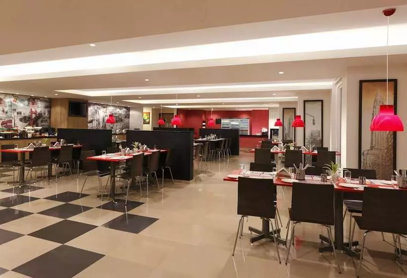 Fotos del hotel Red Fox Hotel, Hitech City, Hyderabad:  11