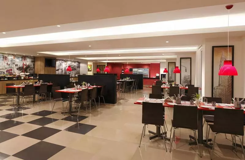 Fotos del hotel Red Fox Hotel, Hitech City, Hyderabad:  14