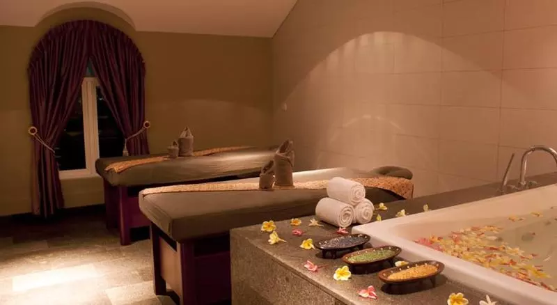 Fotos del hotel The Luxton Bandung:  14