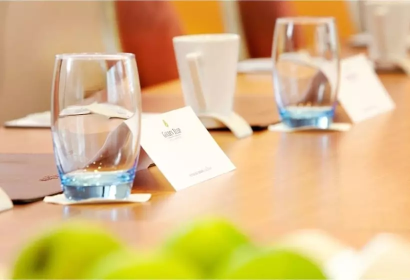 Fotos del hotel Golden Tulip Chattarpur:  14