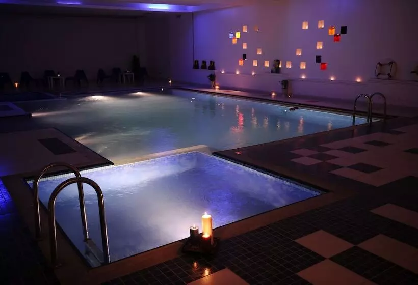 Fotos del hotel Al Hamra Palace By Warwick:  6