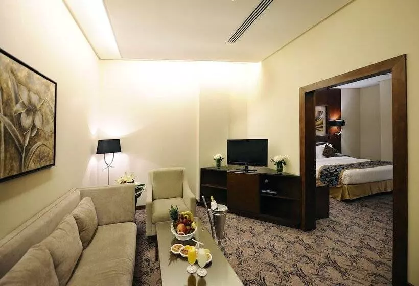 Fotos del hotel Al Hamra Palace By Warwick:  4