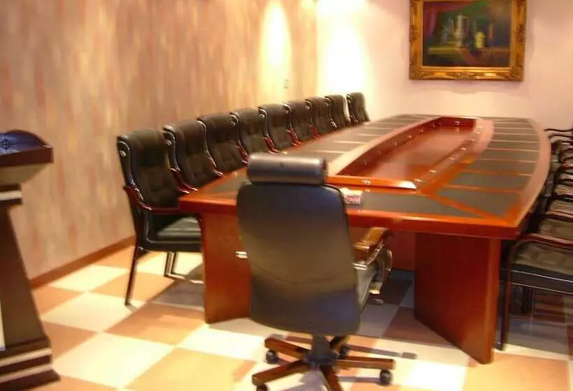 Fotos del hotel Bilqase Throne:  6