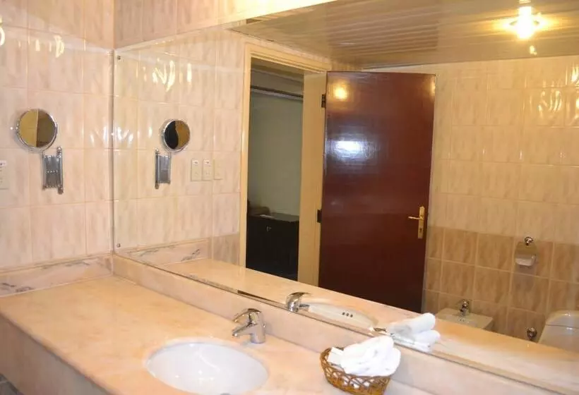 Fotos del hotel Bilqase Throne:  13