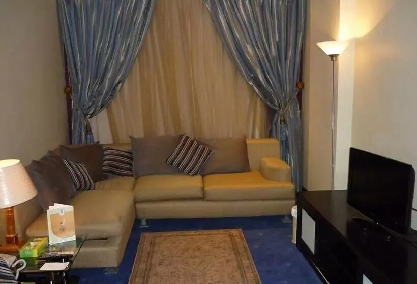 Fotos del hotel Bilqase Throne:  11