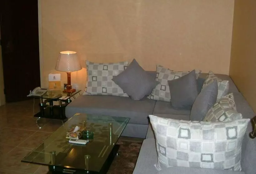 Fotos del hotel Bilqase Throne:  8