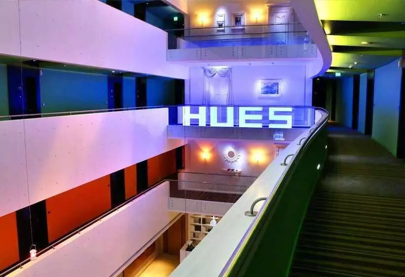 Hues Boutique