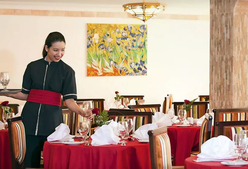 Fotos del hotel Swiss Belhotel Corniche :  5