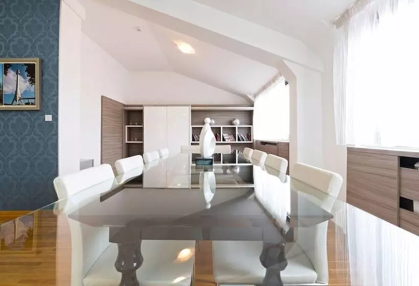 Fotos del hotel Garni Hotel Nevski:  12