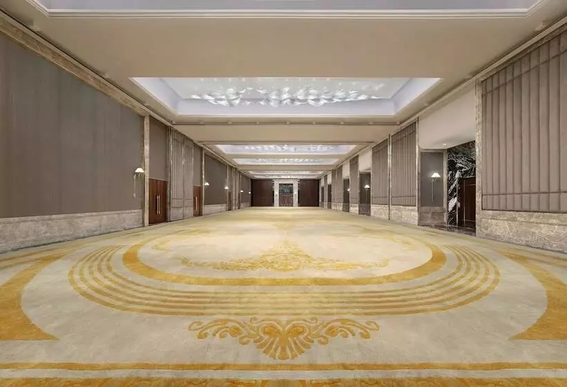 Fotos del hotel The Westin Pune Koregaon Park:  3