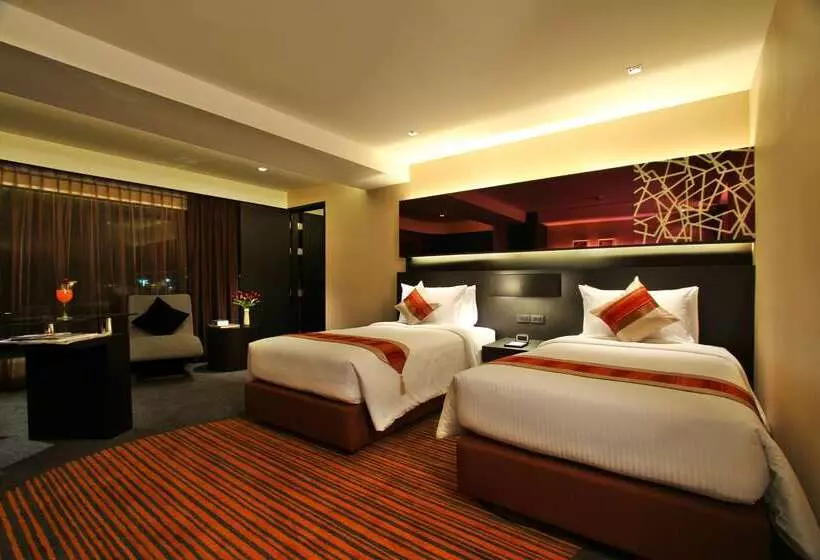 Fotos del hotel Golden Tulip Mandison Suites:  5