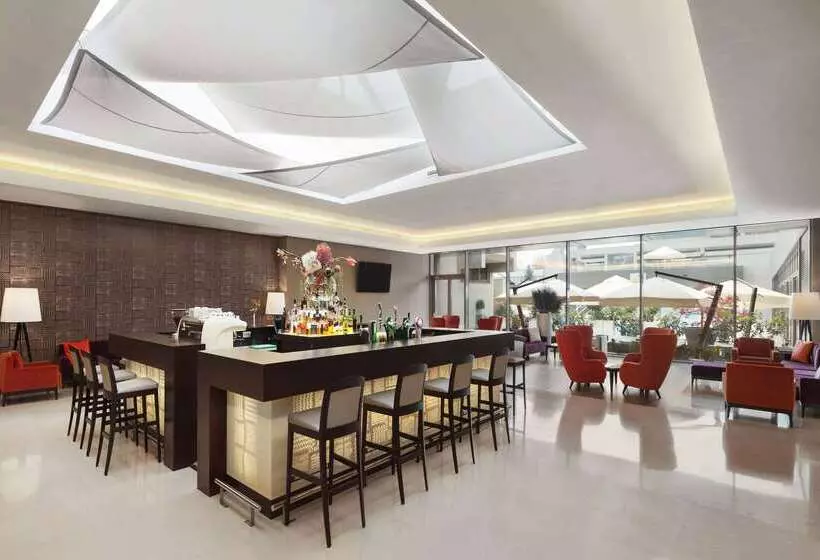 Fotos del hotel Ramada Parc:  5