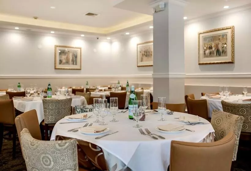 Fotos del hotel The Andrew Hotel:  3