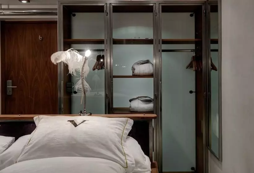 Backstage Boutique Spa