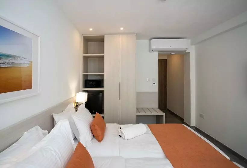 Best Western Plus Larco