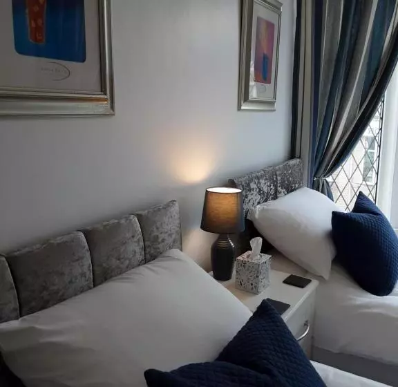 Fotos del hotel The Cardoun:  11