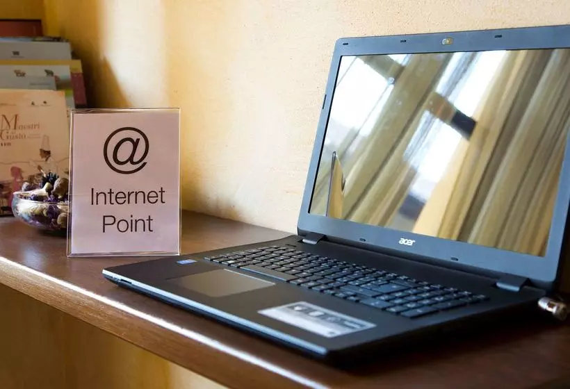 Fotos del hotel Best Western Plus  Le Rondini:  4