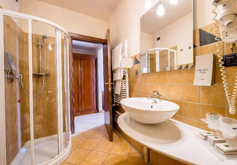 Fotos del hotel Best Western Plus  Le Rondini:  17