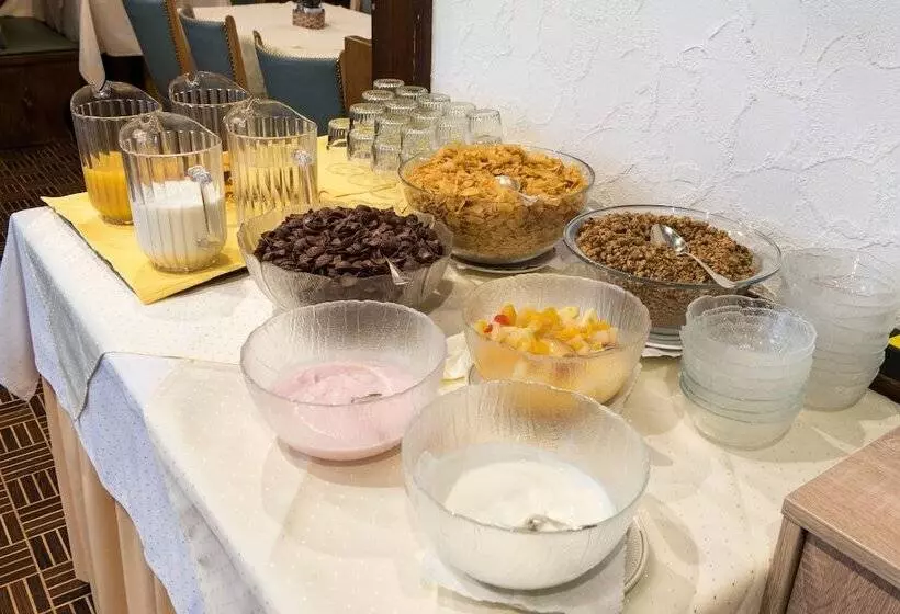 Fotos del hotel Rhodania:  4