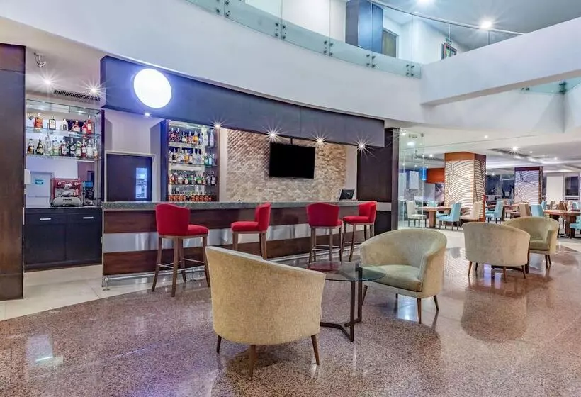 Fotos del hotel Tryp By Wyndham Guayaquil:  12
