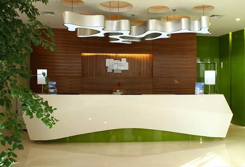 Fotos del hotel Holiday Inn Express Nantong Xinghu, An Ihg:  3