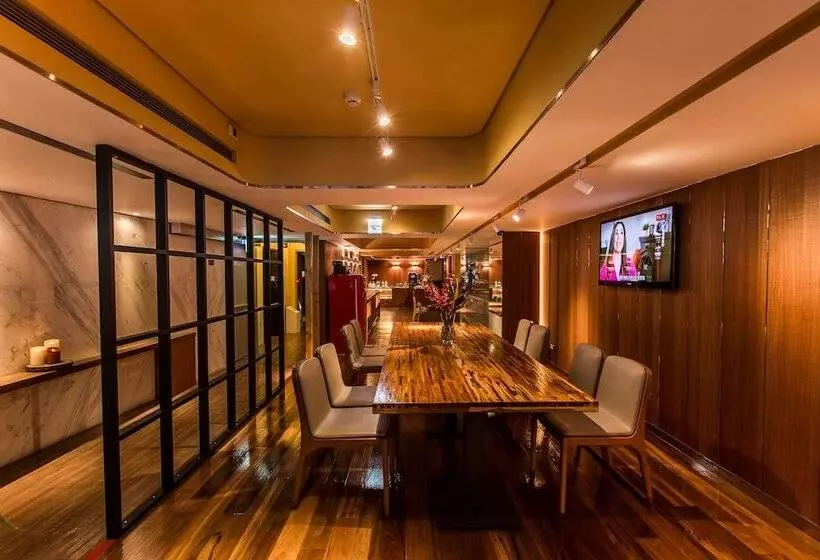 Fotos del hotel Inhouse Hotel:  4