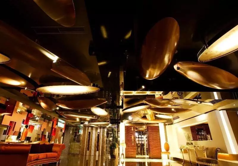 Fotos del hotel In One City Inn:  15