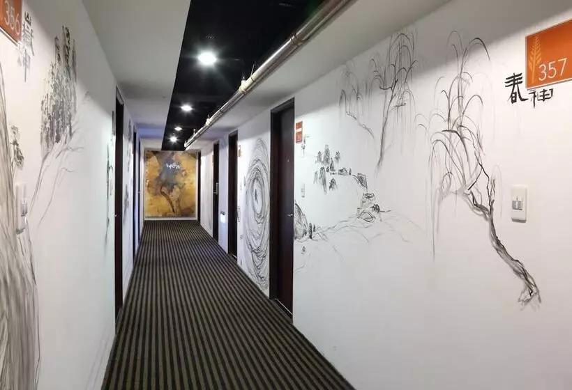 Fotos del hotel In One City Inn:  3