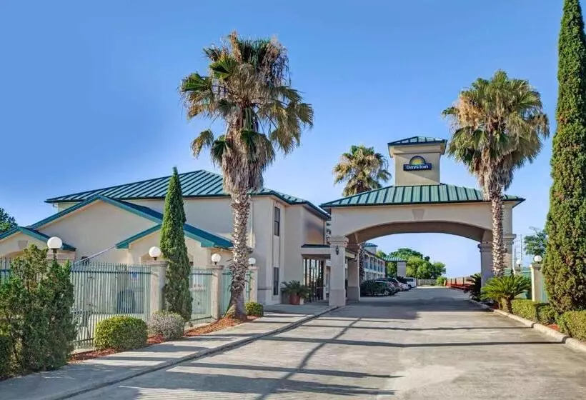 Fotos del hotel Days Inn & Suites Fm 1960 Houston:  8