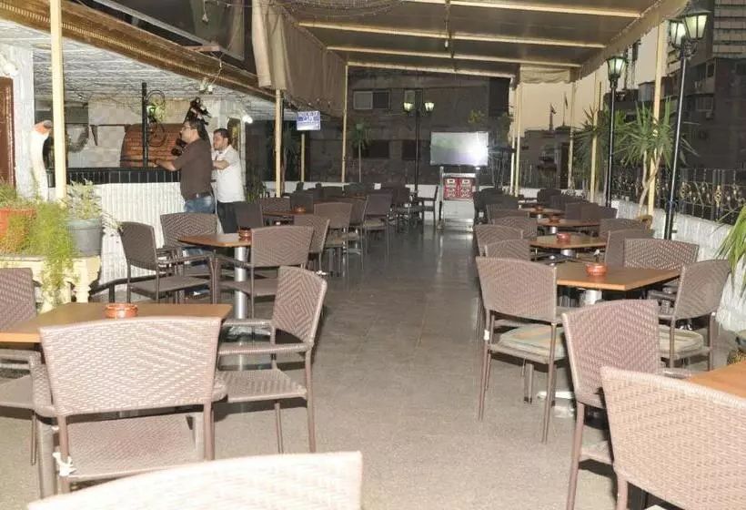 Fotos del hotel Happy City:  20